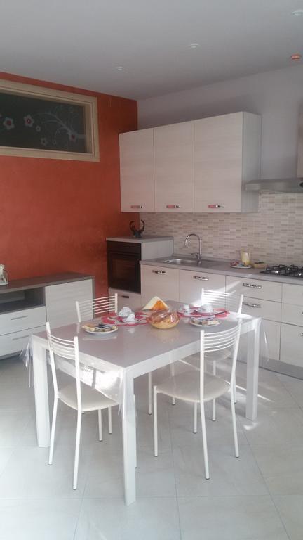 Il Giardino Della Contessa Apartment Isernia Exterior foto